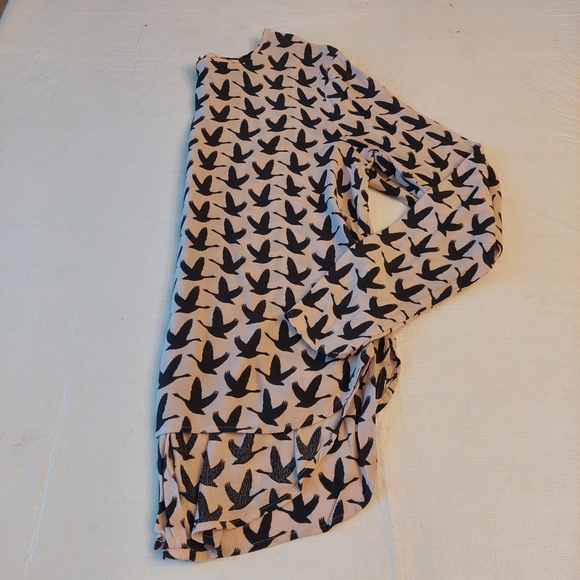 H&M Blush Pink Black Bird Animal Print Long Sleeve Blouse Lightweight Top Size 8 - Picture 11 of 11